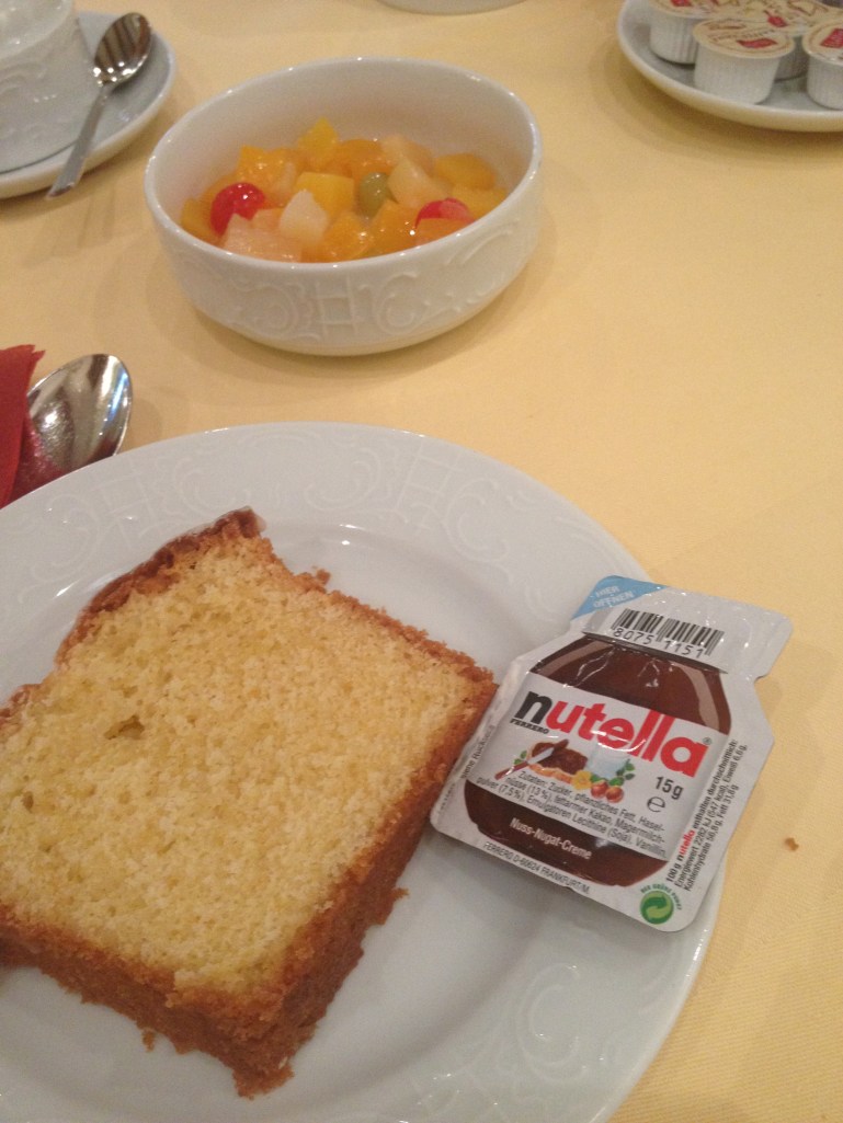 Yummy, yummy Nutella in perfect travel sizes!