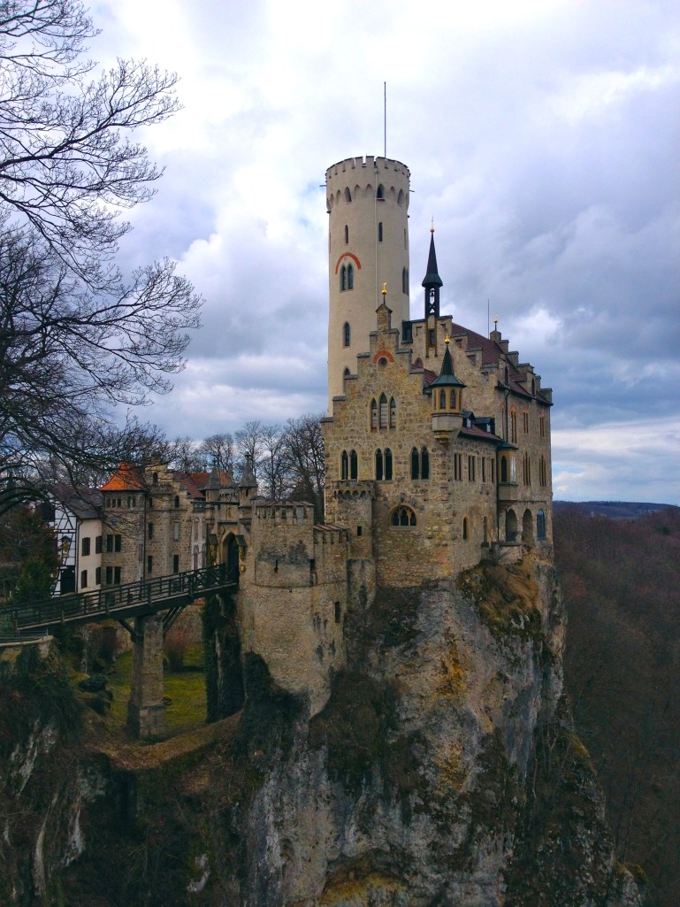 Lichtenstein - How this was built, I have no idea!