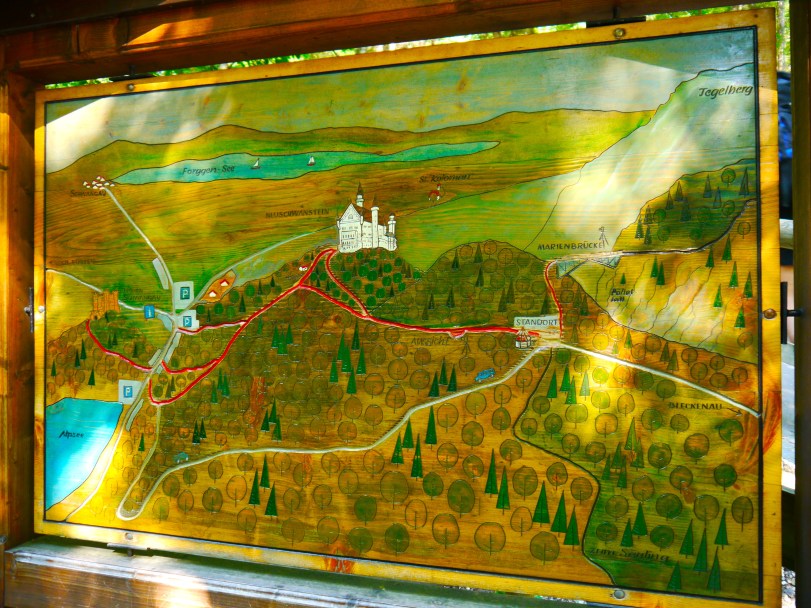 The walking trails between the castles.