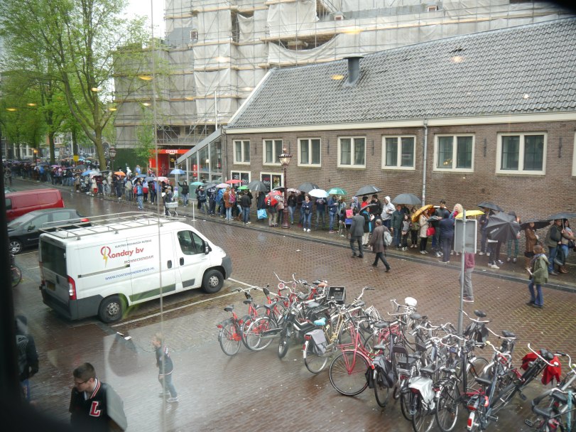 More lines, this time for Anne Frank. Although, honestly, I may have been more willing to stand in this line.