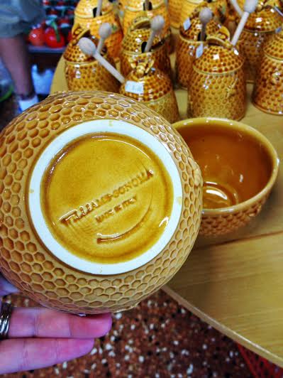 The adorable Honey Pots! We got one for 8E ($11), but I saw that in the store in the States they would sell for $25!