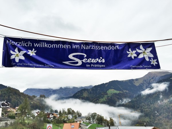 Welcome to Seewis for the Práttigauer Alp Spektakel!