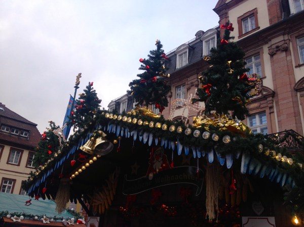 Love the decorated booths!