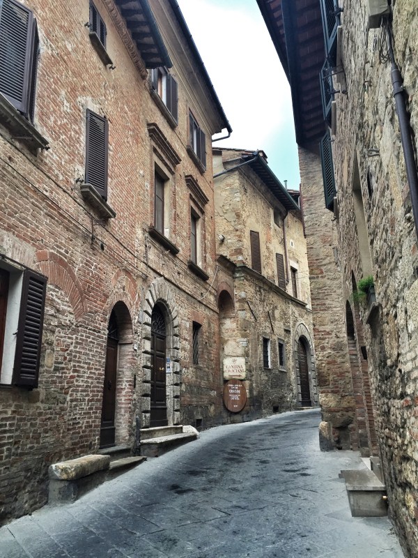 The quiet streets of Montepulciano...much less touristy and just as pretty as the other towns.